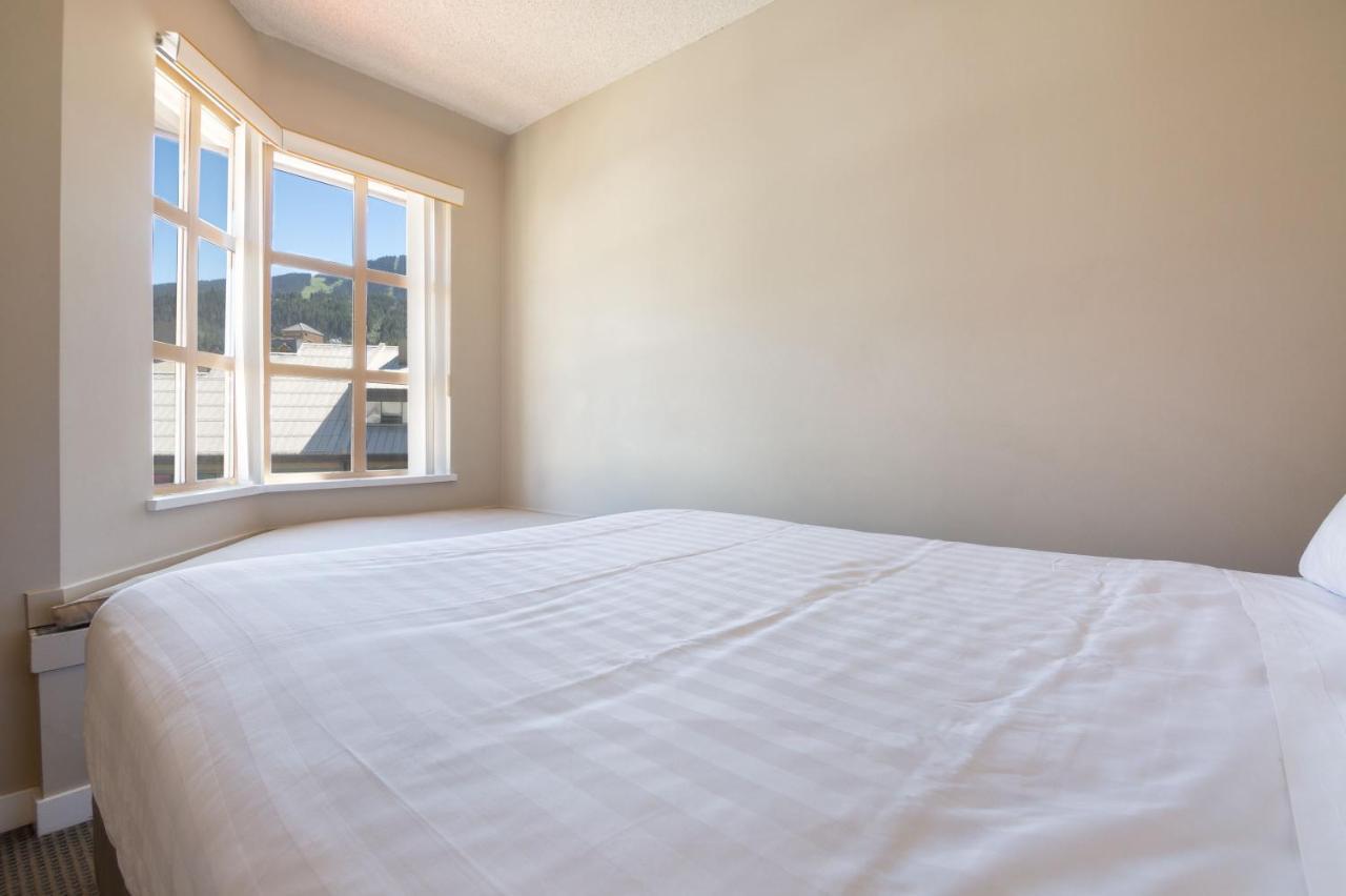 Whistler Village Centre By Latour Hotels And Resorts Extérieur photo